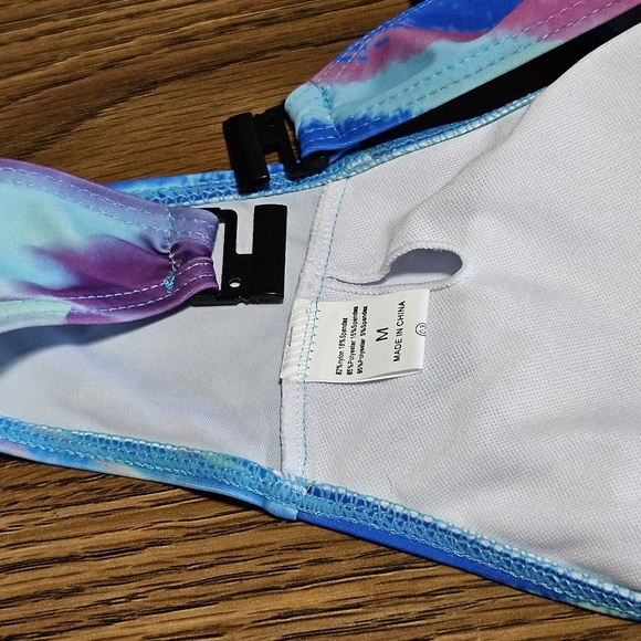 Colorful Two-Piece Bikini • Mid-Rise Bottoms • Tie Top • Size Medium • - Picture 7 of 9